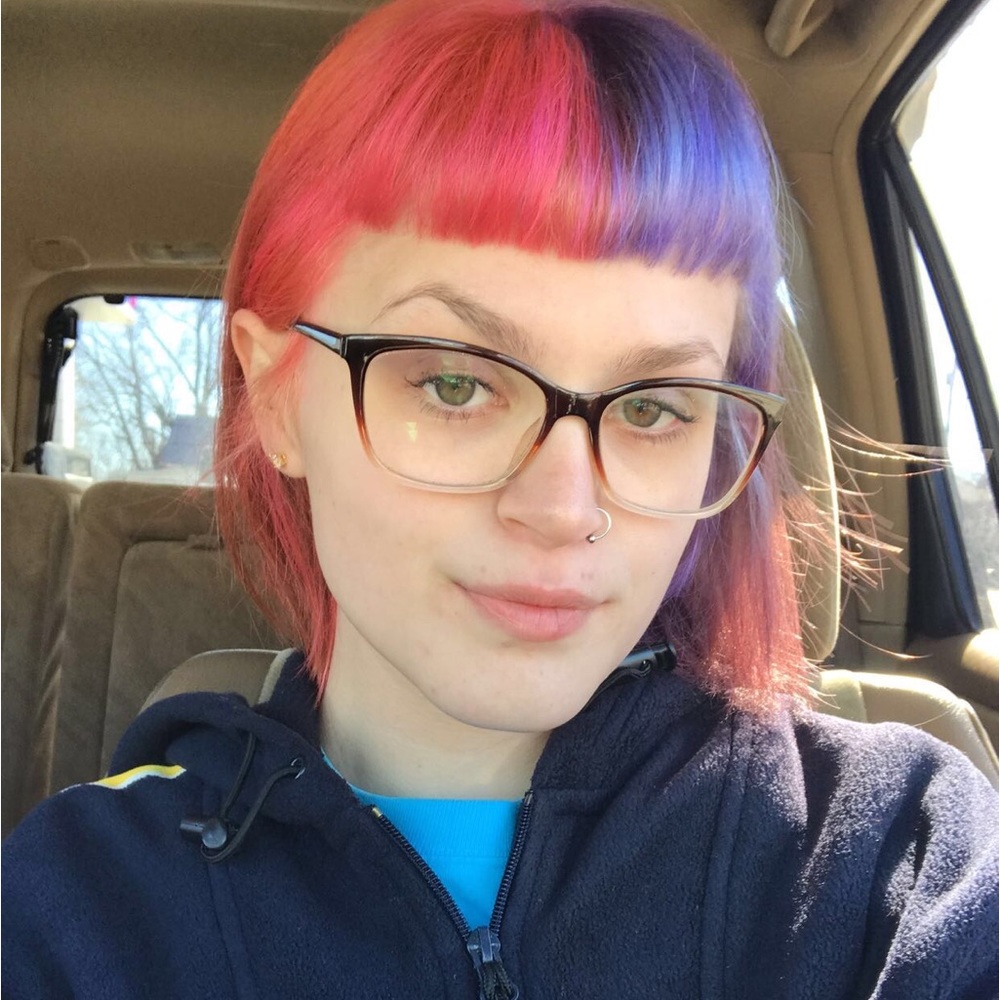 Meet your Posher, Hailie